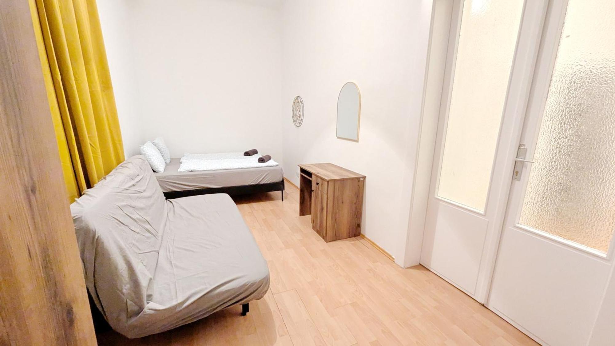Spacious - 15 Min From Airport & Center, 5 Min From Main-bus Station Ez8 Privatunterkunft Wien